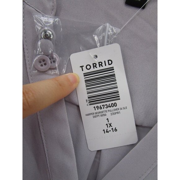 Torrid Top 1X Plus Harper Georgette Pullover Blouse Roll Tab NWT * - Picture 11 of 13